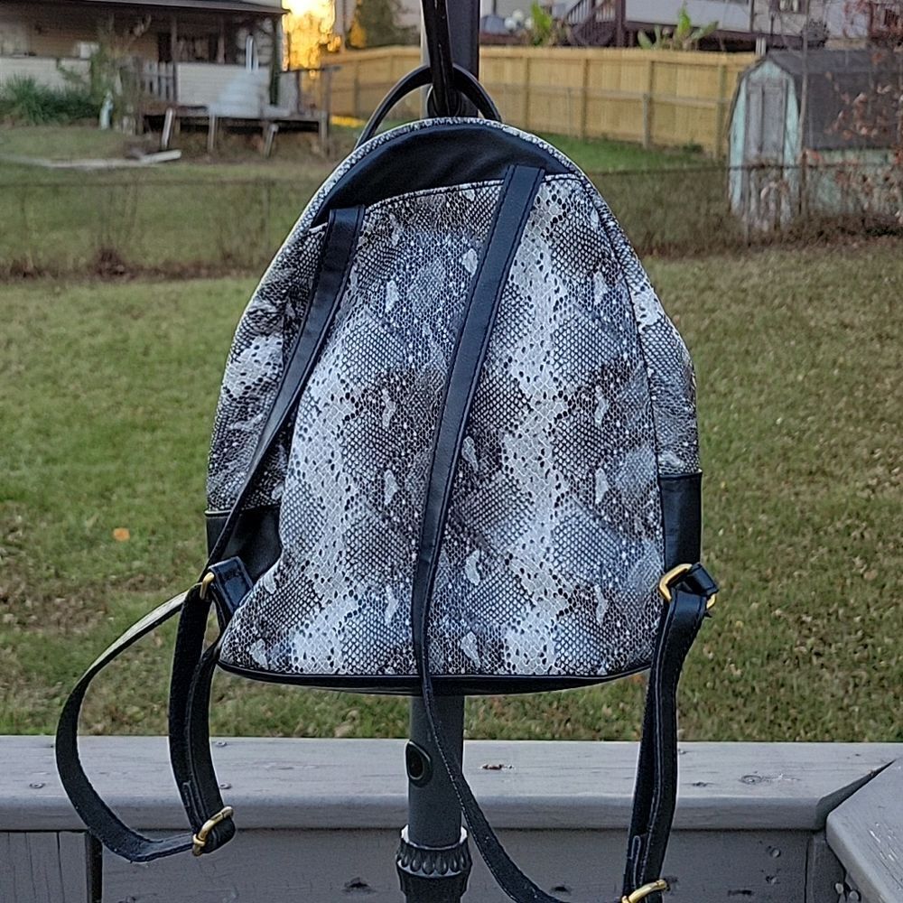 Fossil Felicity Python snake print backpack - Picture 5 of 11